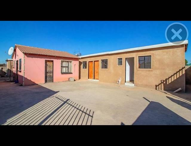 2 BEDROOM HOUSE FOR SALE IN SOSHANGUVE EAST